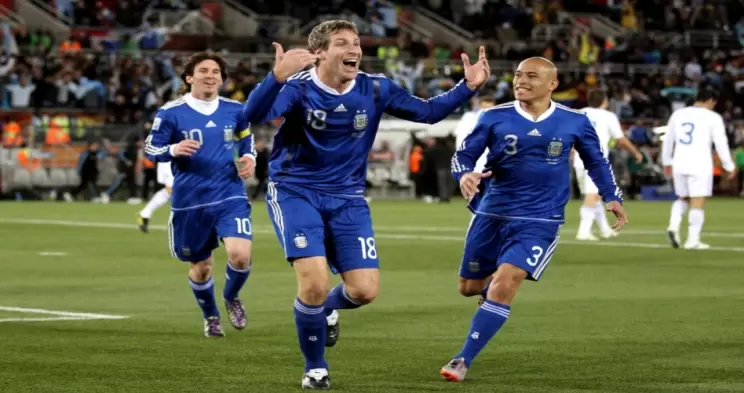 西乙今晚比赛预测_西乙今晚比赛预测各类体育直播赛事在线_西乙今晚比赛预测免费实时体育直播-24直播